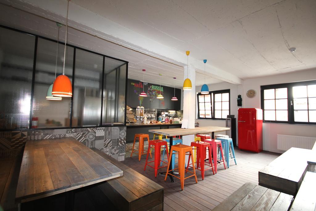 Cube Hostel Louvain Exterior foto