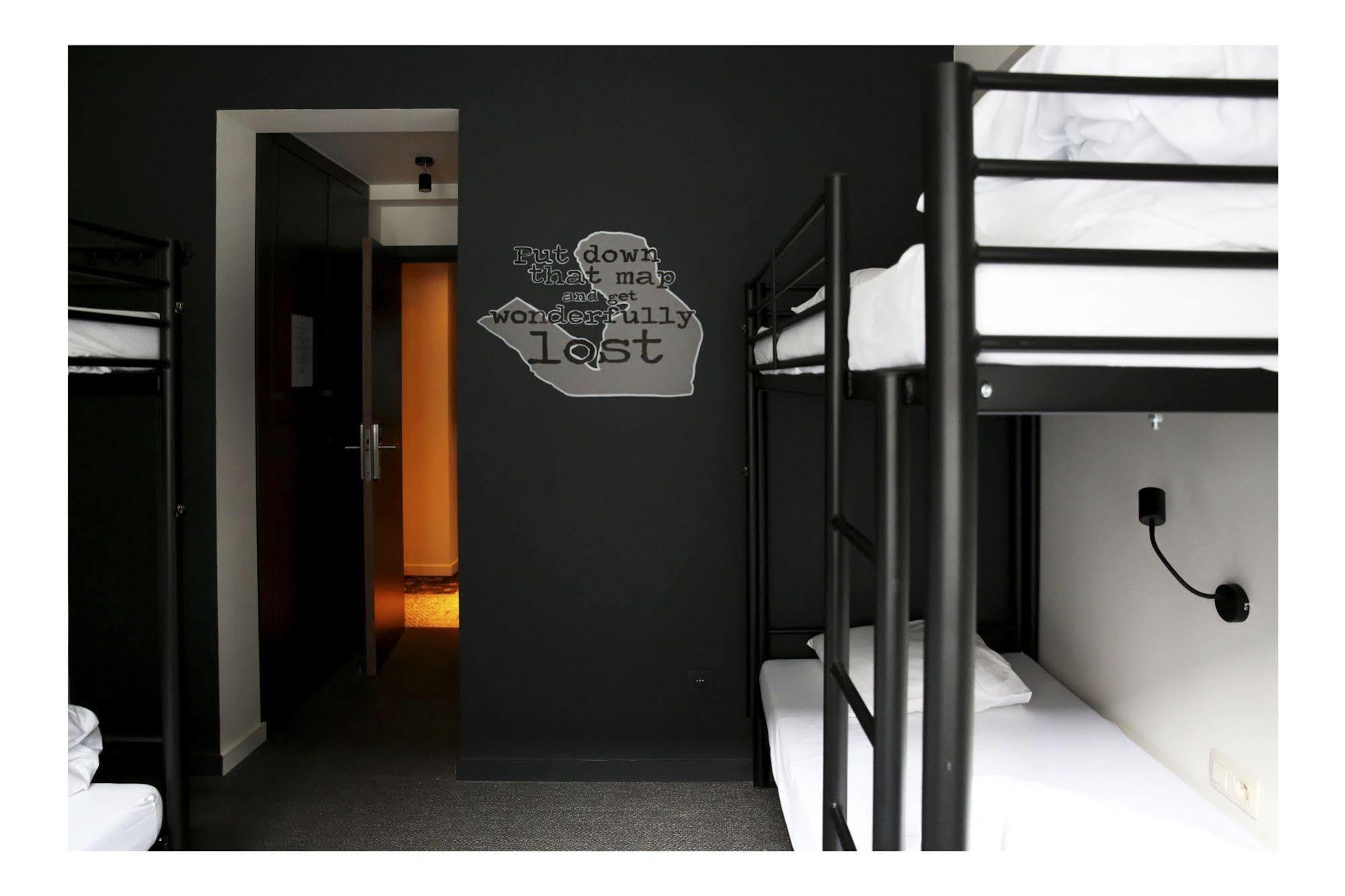 Cube Hostel Louvain Exterior foto